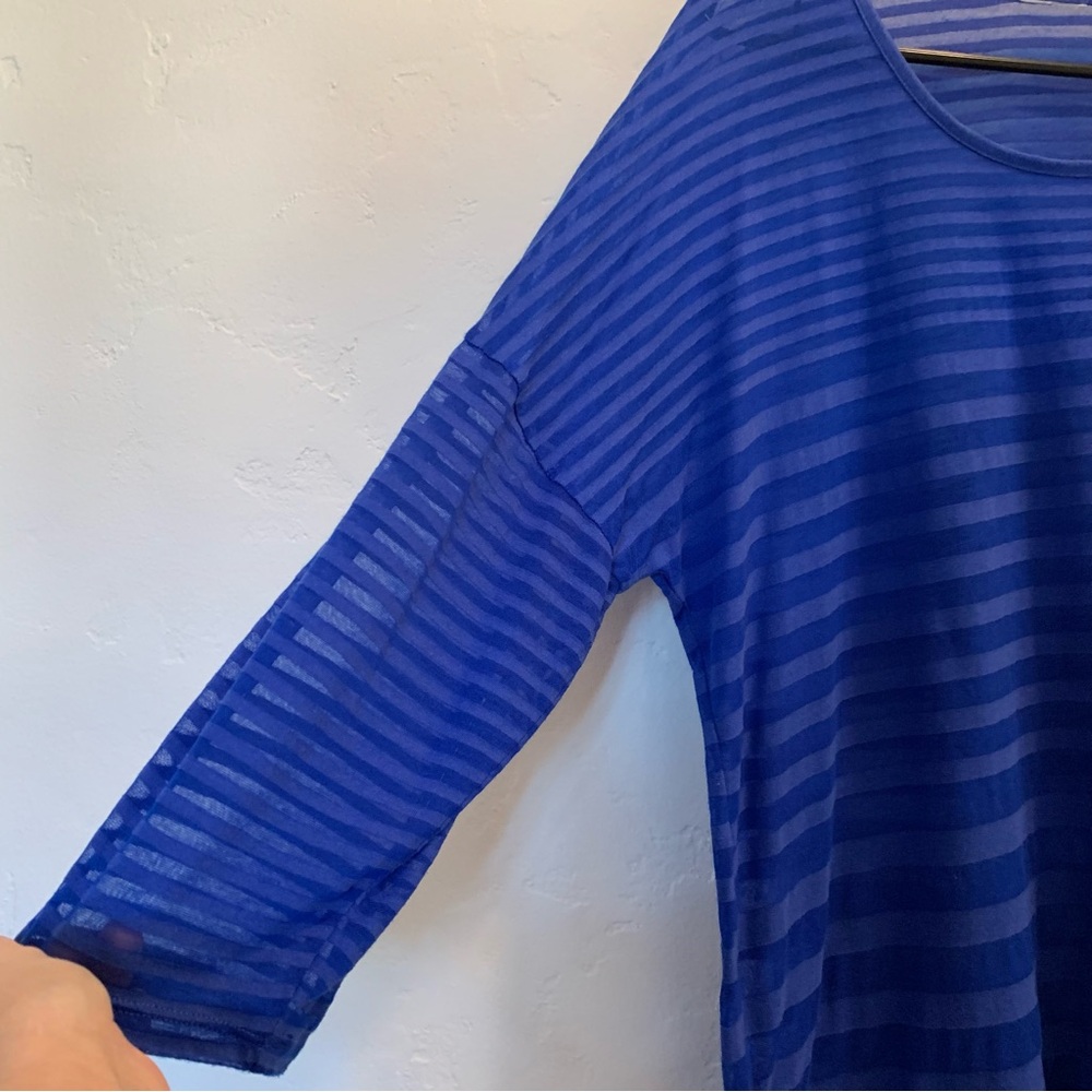 Royal Blue 3/4 Sleeve Sheer Top Size XL - Picture 3 of 12